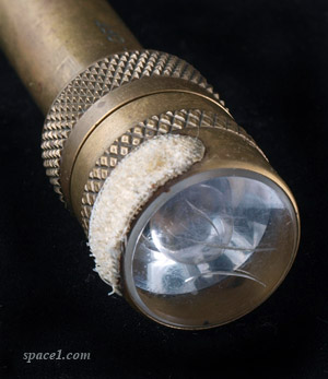 Evans_flashlight_lens