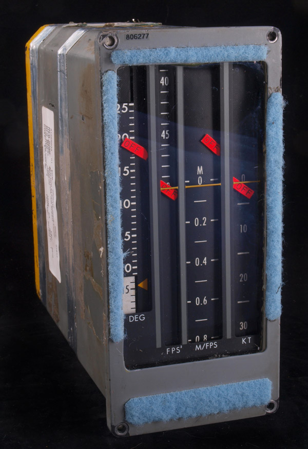 S78-35488_Young_Crippen_Shuttle_Simulator
