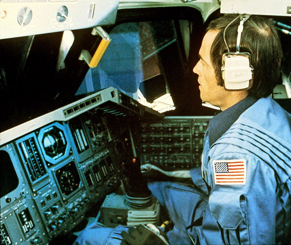 STS1_Crippen_Shuttle_Mission_Simulator