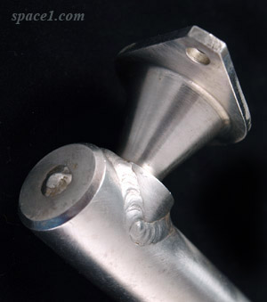 Mercury_24lb_thruster_nozzle_close