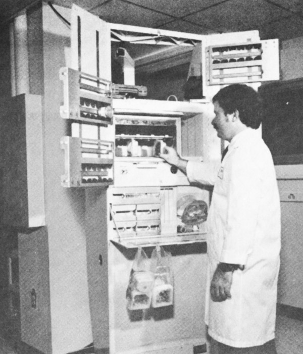 shuttle_galley_from_manual3_600
