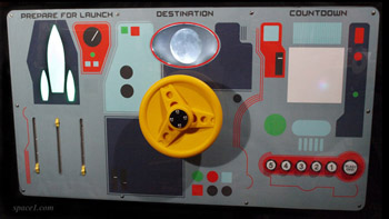 space1der_childrens_space_activity_panel_350